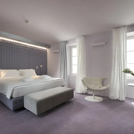 Hotel Vander Urbani - A Member Of Design 4*
