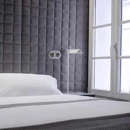 Vander Urbani - A Member Of Design Hotel 4*