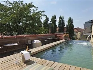 Hotel Vander Urbani - A Member Of Design 4*
