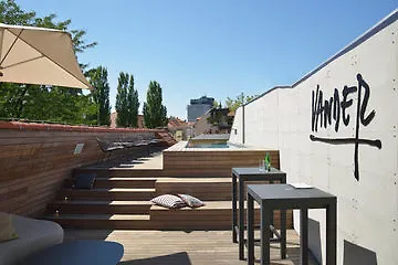 Vander Urbani - A Member Of Design Hotel 4*