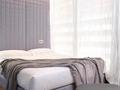 Vander Urbani - A Member Of Design ليوبليانا