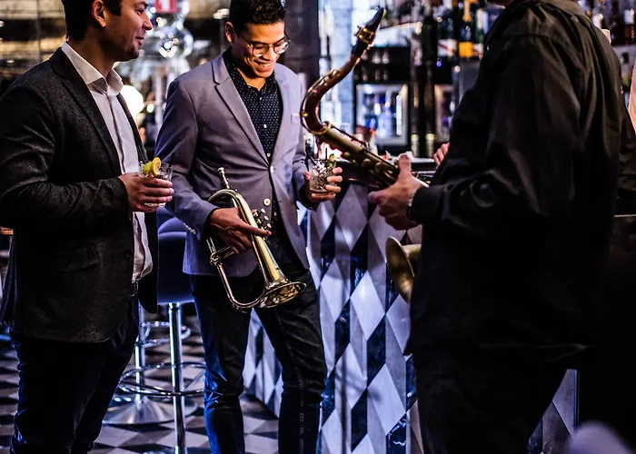 Готель Vander Urbani - A Member Of Design