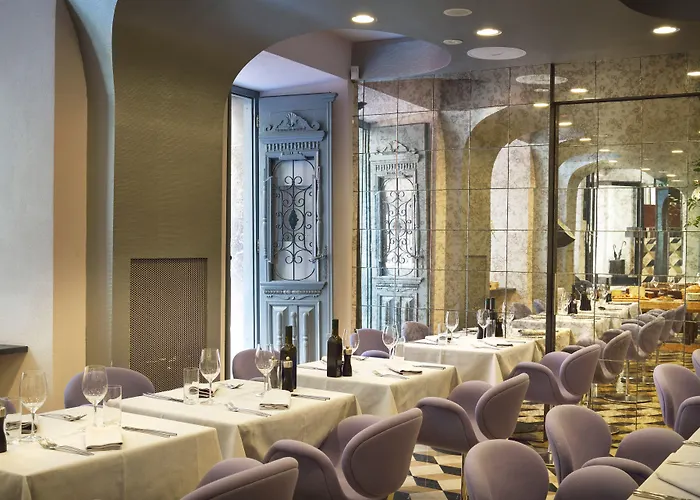 Vander Urbani - A Member Of Design