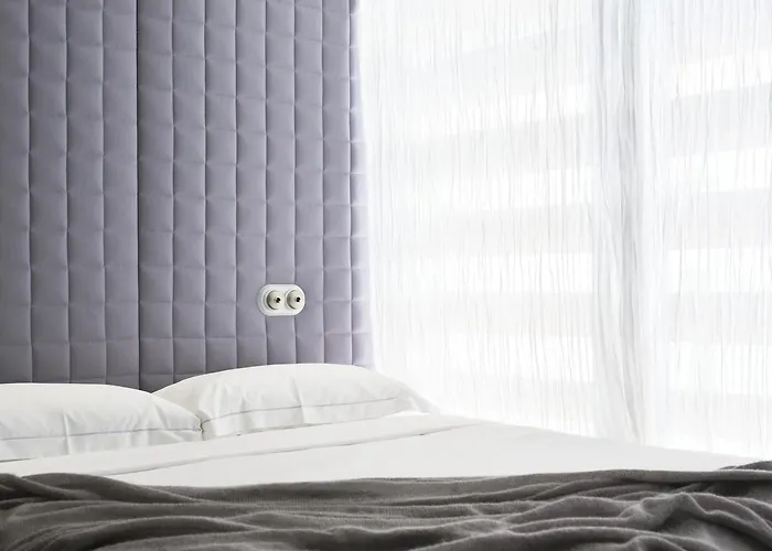 Vander Urbani - A Member Of Design